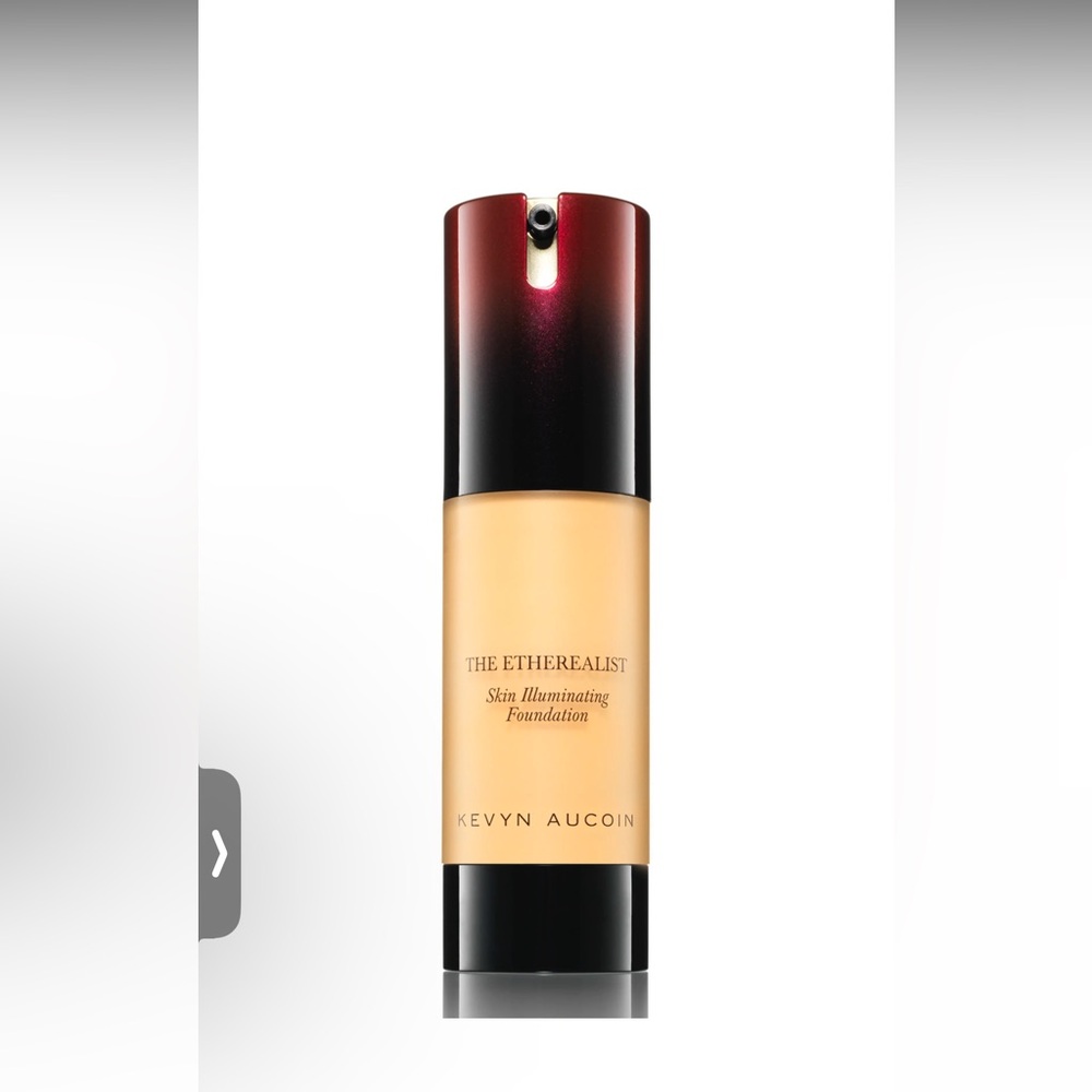 The Etherealist Skin Illuminating Foundation in shade EF 04 light